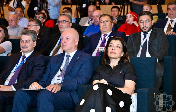Bakıda Birinci Türkoloji Qurultayın 100 illiyinə həsr olunmuş "Türk Dünyası Həftəsi"nin açılış mərasimi olub