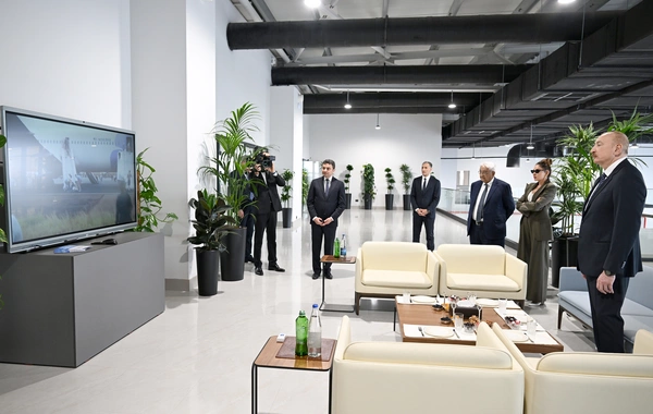 Prezident İlham Əliyev Milli Aviasiya Akademiyasında Beynəlxalq Təlim Mərkəzinin açılışında iştirak edib