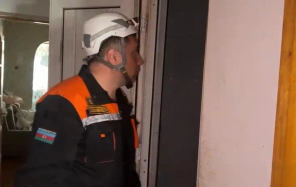 Badamdarda yaşayış binasında partlayışda xəsarət alan şəxsin vəziyyəti ağırdır