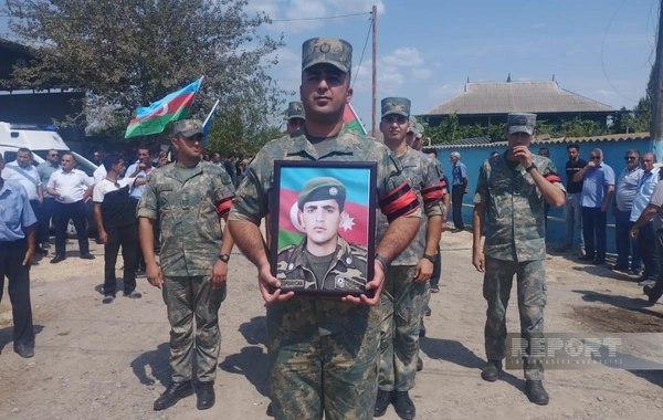 Neftçalada I Qarabağ müharibəsinin itkin-şəhidi Sərdar İsmayılovla vida mərasimi keçirilib