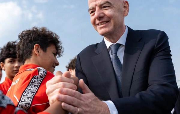 İnfantino Hövsanda inşa olunan meydançalara baxış keçirib