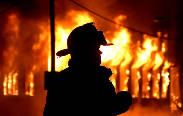 Kürdəmirdə ev yanıb, bir nəfər ölüb