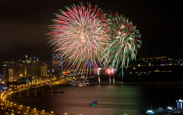 Bakıda Yeni il və Həmrəylik Günü münasibətilə atəşfəşanlıq olacaq