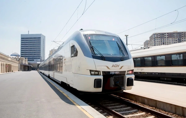 Metroda xətlər ayrıldı, ADY alternativ marşrut təklif etdi: Cəmi 11 dəqiqəyə çatacaqsınız