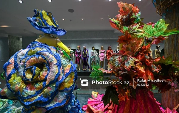 Azərbaycanın ilk moda muzeyində göz oxşayan, fərqli nümunələr