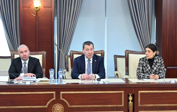 Milli Məclisdə Azərbaycan-ABŞ münasibətlərinin gələcək inkişaf perspektivləri müzakirə olunub