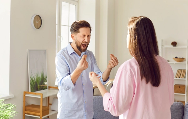 Kişilər ailədə qadın dığ-dığından necə xilas ola bilərlər? - Ailədə problem yaşayanlara VACİB MƏSLƏHƏTLƏR