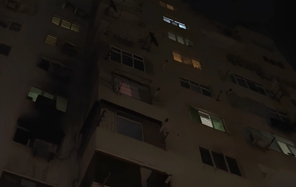 Çoxmərtəbəli yaşayış binasındakı yanğının təfərrüatı: Camaat kömək üçün qışqırırdı