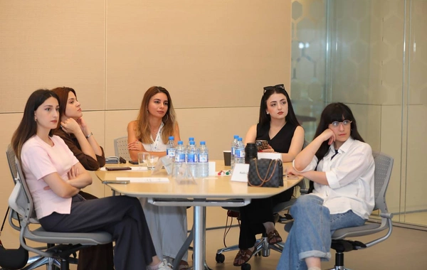 "Rəqəmsal mediada ədəbi dil standartları: müasir yazı texnikası və praktik redaktə" mövzusunda təlimlər keçirilir