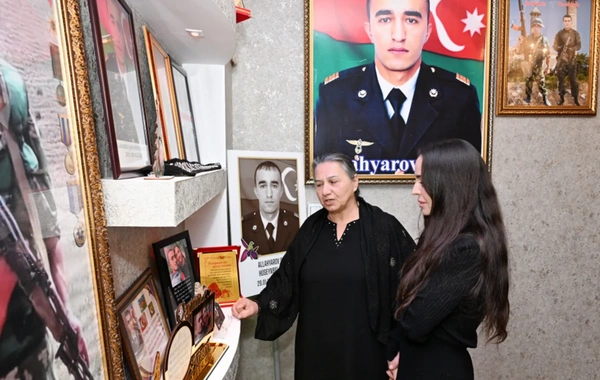 Leyla Əliyeva Vətən Müharibəsi Qəhrəmanı Şahin Allahyarovun ailəsini ziyarət edib