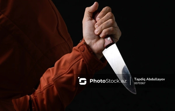 Сын зарезал отца и ранил мать за замечание о позднем возвращении домой