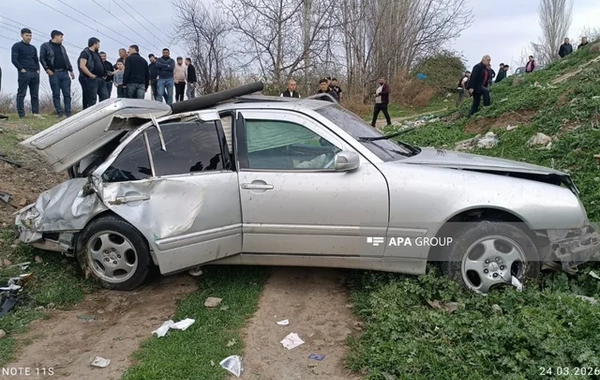Tovuzda "Mercedes" AŞDI: Ölən var