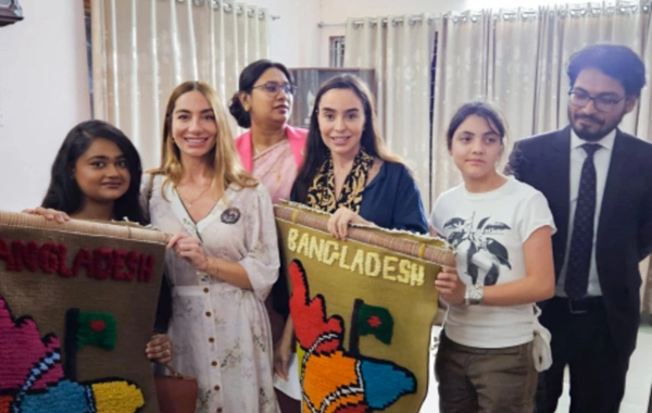 Лейла Алиева и Арзу Алиева посетили детский дом в Дакке