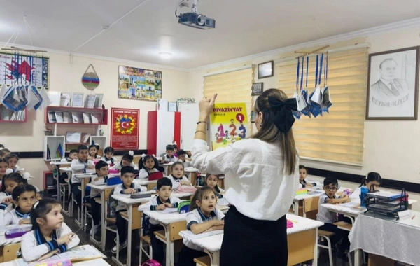 Bakıda ibtidai sinif müəllimi vəfat etdi