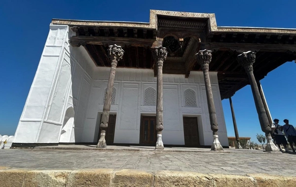 Azərbaycan nümayəndə heyəti Buxara "Ark" Qalasına gəlib