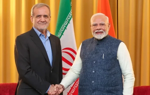 Modi ilə Pezeşkian Yaxın Şərq və Hörmüz boğazını müzakirə ediblər