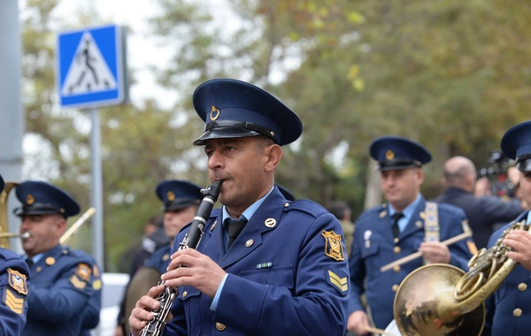 Bakıda hərbiçilərin Zəfər yürüşü BAŞLADI