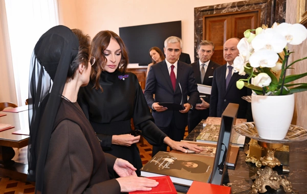 First Vice-President Mehriban Aliyeva met with the President of the Governorate of the Vatican City State