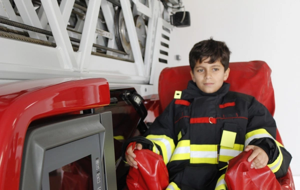 FHN şagird və müəllimlərlə təlim keçirdi