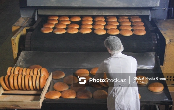 Çörək məhsullarının hazırlandığı un məmulatları sexindən FOTOREPORTAJ