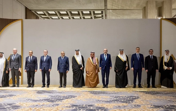 12 ölkənin rəsmiləri Ər-Riyadda regiondakı gərginliyi müzakirə edib