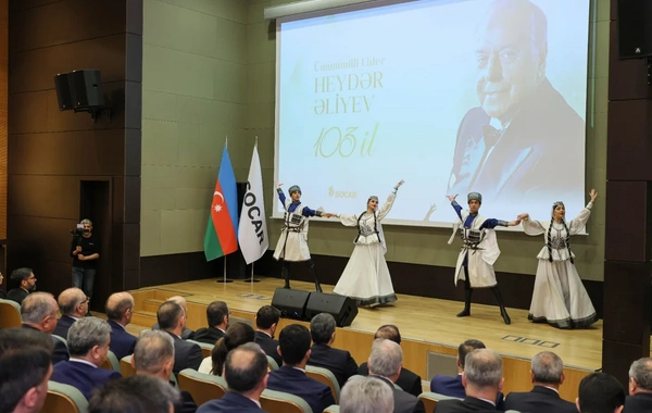 SOCAR Heydər Əliyevin anadan olmasının 103-cü ildönümü münasibətilə tədbir keçirib