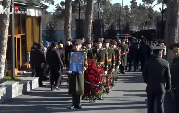 Milli Qəhrəman Şahin Tağıyev dəfn edilir