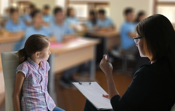 Məktəb psixoloqları nə işlə məşğuldur? - Valideynlər diqqətli olmalıdır