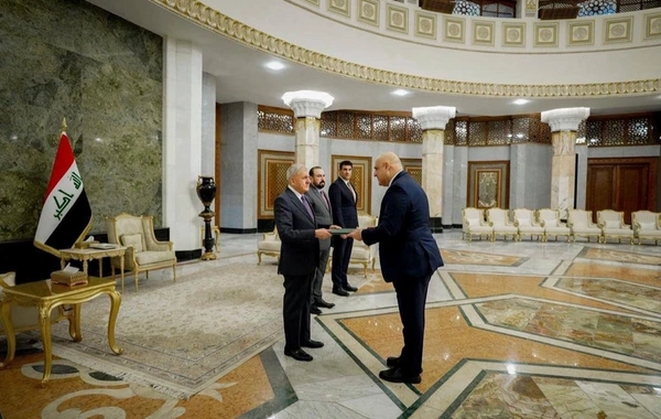 Azərbaycan səfiri etimadnaməsini İraq Prezidentinə təqdim edib