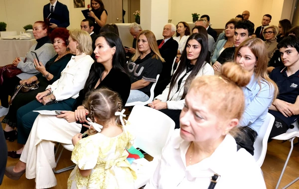 Fuad Muradov Yunanıstandakı azərbaycanlılarla diaspor fəaliyyətinin yol xəritəsini müzakirə edib