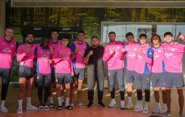 Nurmaqomedov Sitinin bazasında futbolçulara irad tutdu