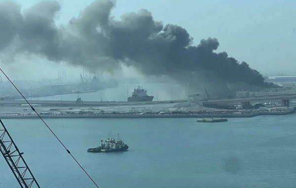 Иран атаковал промзону Халифа в Абу-Даби: есть пострадавшие