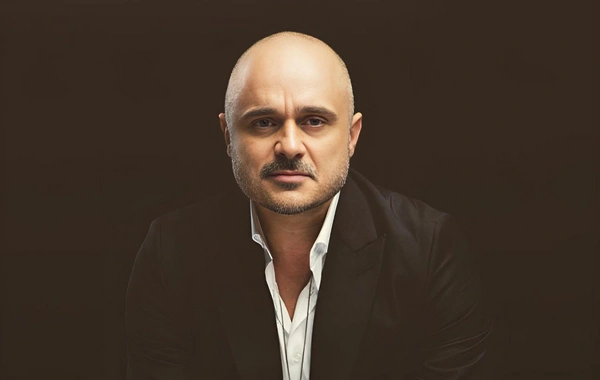 Miri Yusif onu şantaj edən şəxsi bağışladı