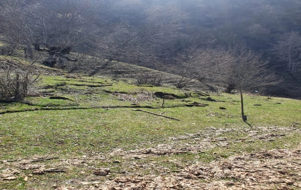 Ağsu aşırımında yenidən torpaq sürüşməsi olub