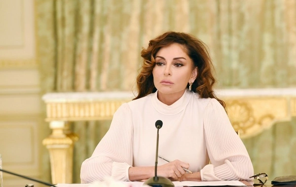 Mehriban Əliyeva Heydər Əliyevin anadan olmasının ildönümü münasibətilə paylaşım edib