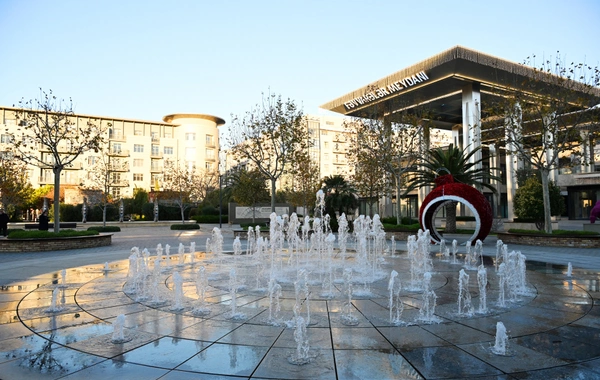 Президент Ильхам Алиев посетил "Баку Белый город"