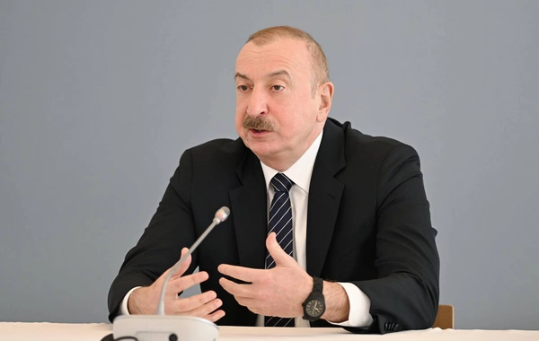 Prezident və xanımı Ağdərənin Kolatağ kəndində fərdi evlərlə bağlı görülən işlərlə tanış olublar