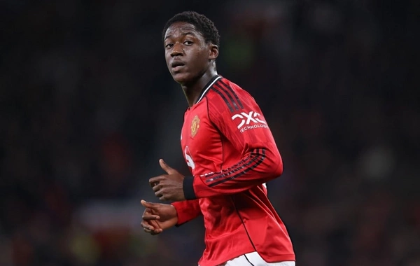 Mançesterin gənc yarımmüdafiəçisi Napoliyə keçə bilər