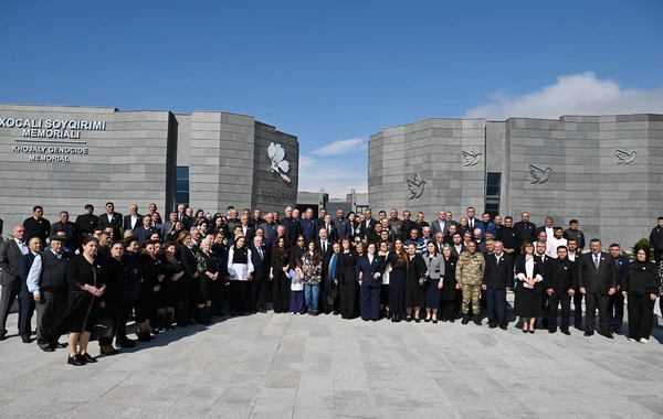 Prezident İlham Əliyev Xocalı Soyqırımı Memorialının açılışında iştirak edib