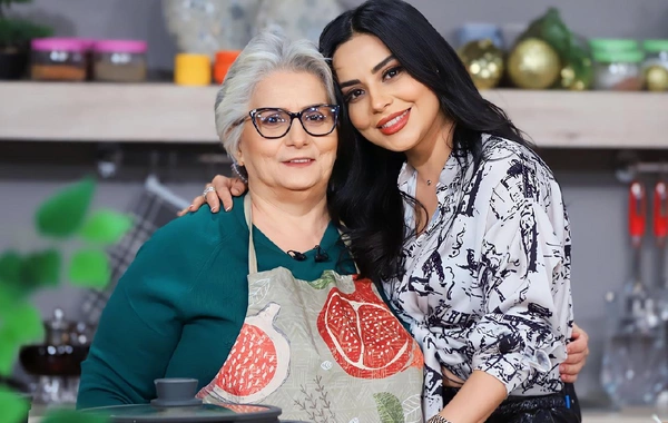 Vüsalə Əlizadənin anası xəstəxanaya yerləşdirildi