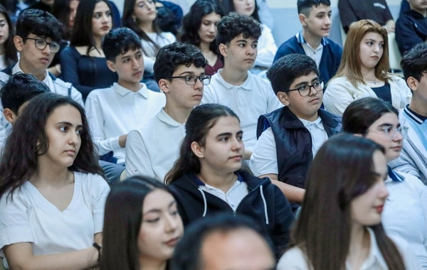 Milli dəyərlər və gənclərin gələcəyi mövzusunda tədbir keçirilib