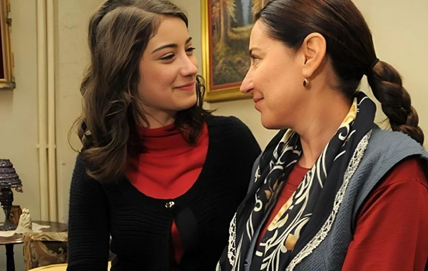 Adını Feriha Koydum serialının aktyorları 14 il sonra yeni layihədə