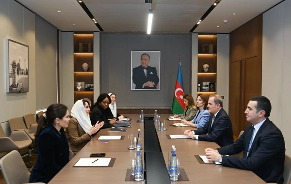 Ceyhun Bayramov Dima Əl-Yahyanın rəhbərlik etdiyi nümayəndə heyəti ilə görüşüb