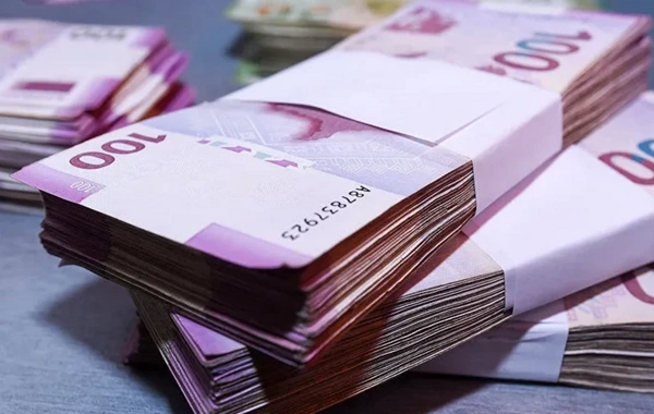 Azərbaycanda dövriyyədə olan pul kütləsinin həcmi artır - Faydası və riskləri nələrdir?
