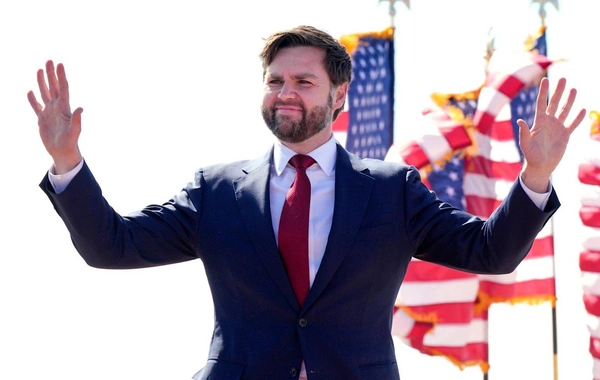 Вэнс вылетел в Пакистан на переговоры с Ираном