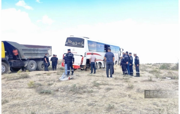 Naxçıvan-Bakı sərnişin avtobusu dərəyə aşıb, 16 nəfər xəsarət alıb