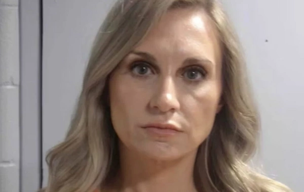 ABŞ-də sabiq bələdiyyə başçısı yeniyetməyə qarşı cinsi zorakılıqda təqsirini etiraf edib