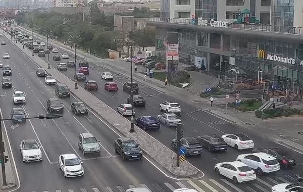 Bakıda sıxlıq olan yollar açıqlandı