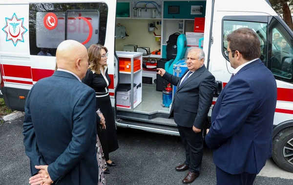 1 saylı İxtisaslaşdırılmış Poliklinikanın Laboratoriya şöbəsinin açılışı olub