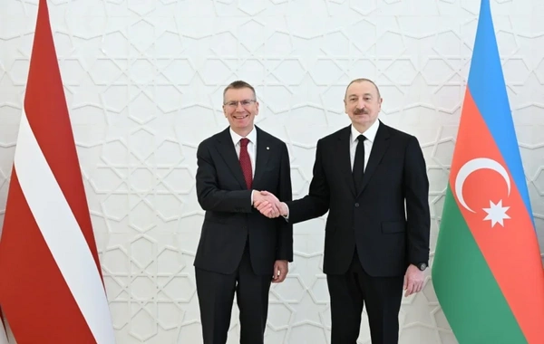 Azərbaycan və Latviya prezidentlərinin görüşündən eksklüziv kadrlar